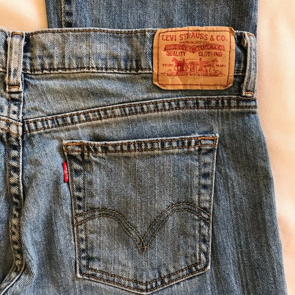 Levi's 515 Boot Cut Jeans - Picture 1 of 10